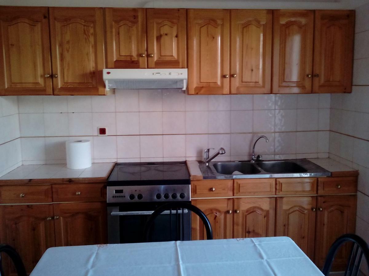 B1 Apt Mytilini Mytilene Exterior foto