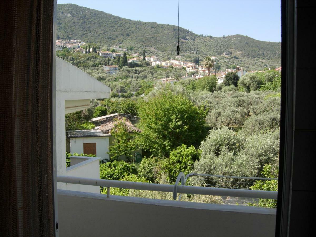 B1 Apt Mytilini Mytilene Exterior foto
