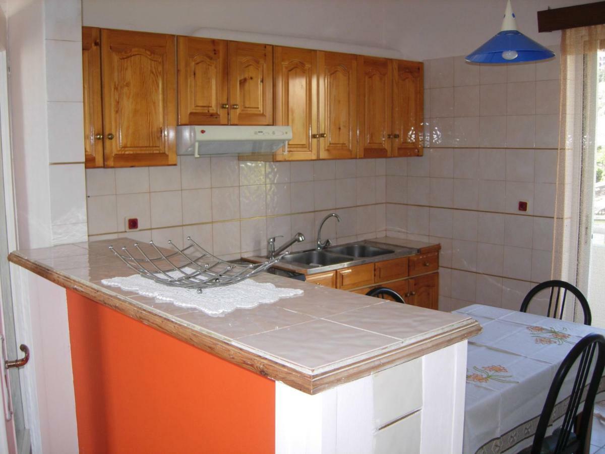 B1 Apt Mytilini Mytilene Exterior foto