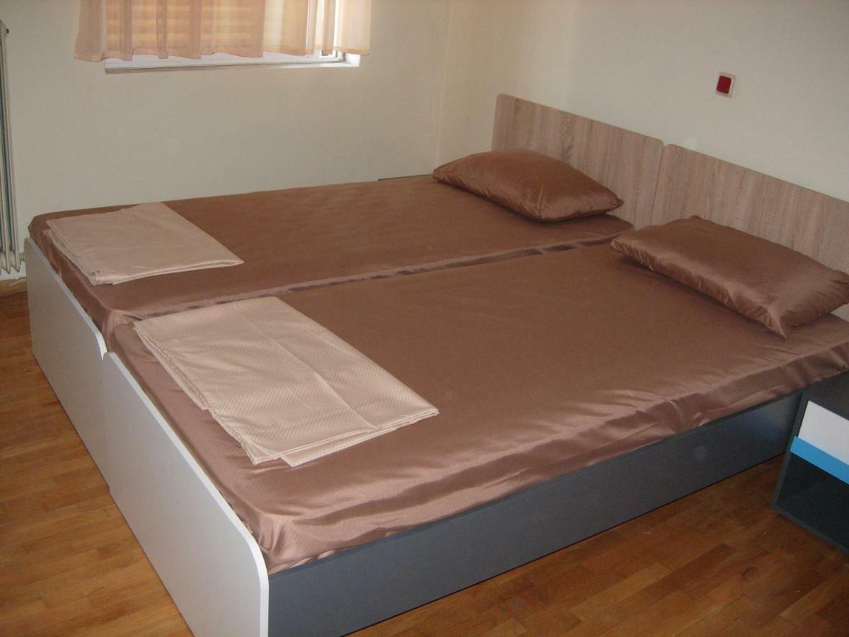 B1 Apt Mytilini Mytilene Exterior foto